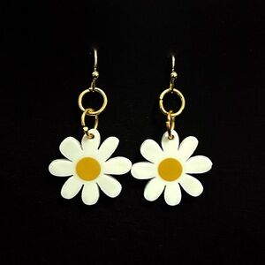 BOGO ‼️ Gold and White Daisy Earrings